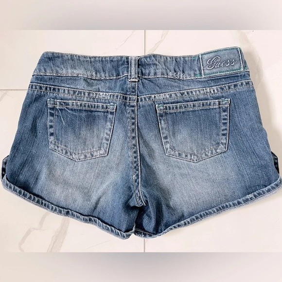 Guess/ Jean shorts/ Distressed/  Size US 29 - Picture 3 of 11